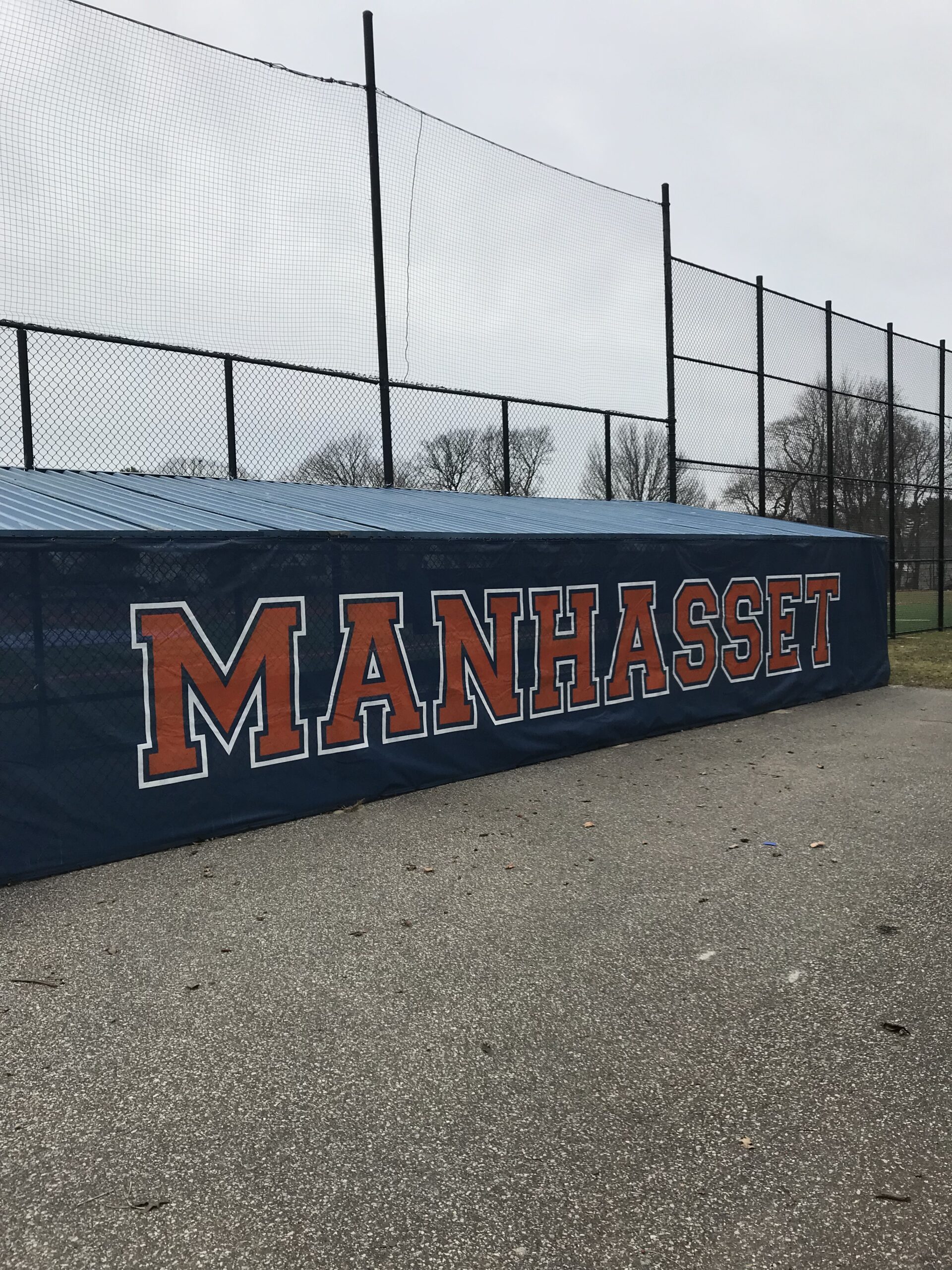 A Manhasset windscreen